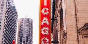 The Chicago Theatre Tour Experience